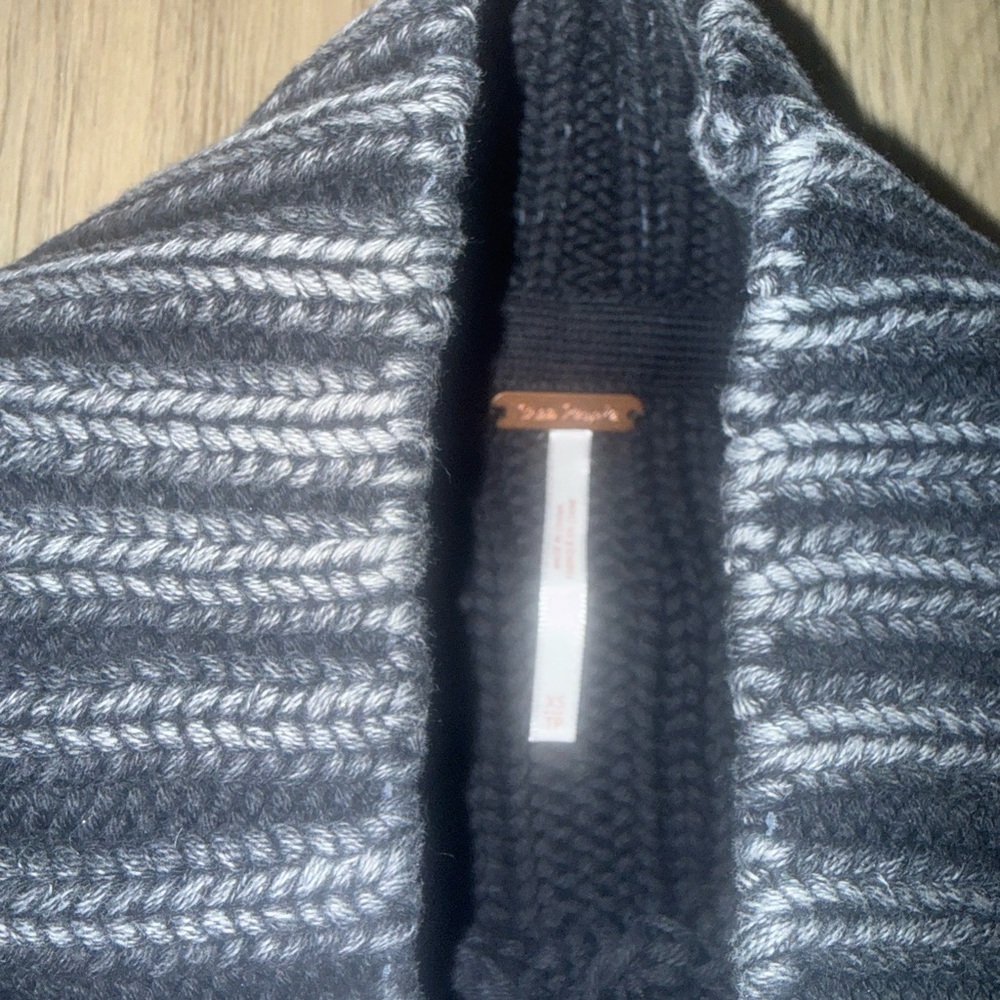 Free People Cable-Knit Mock Neck Sweater - Charcoal Chunky‎ Cozy Boho Chic - Picture 3 of 7